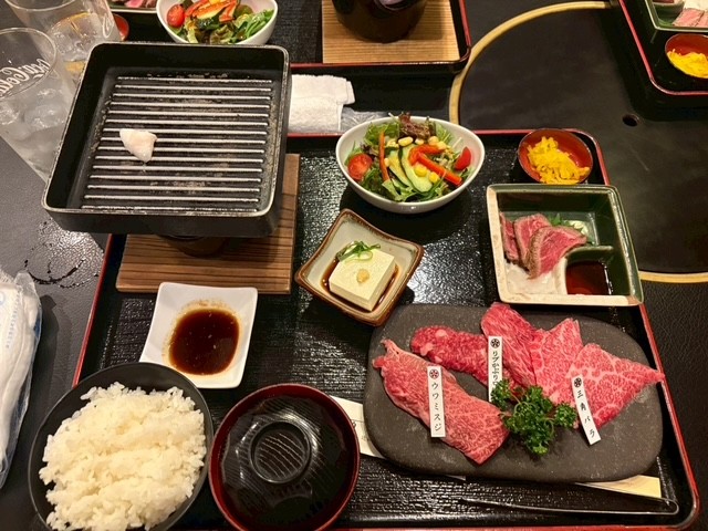 太郎坊宮参拝